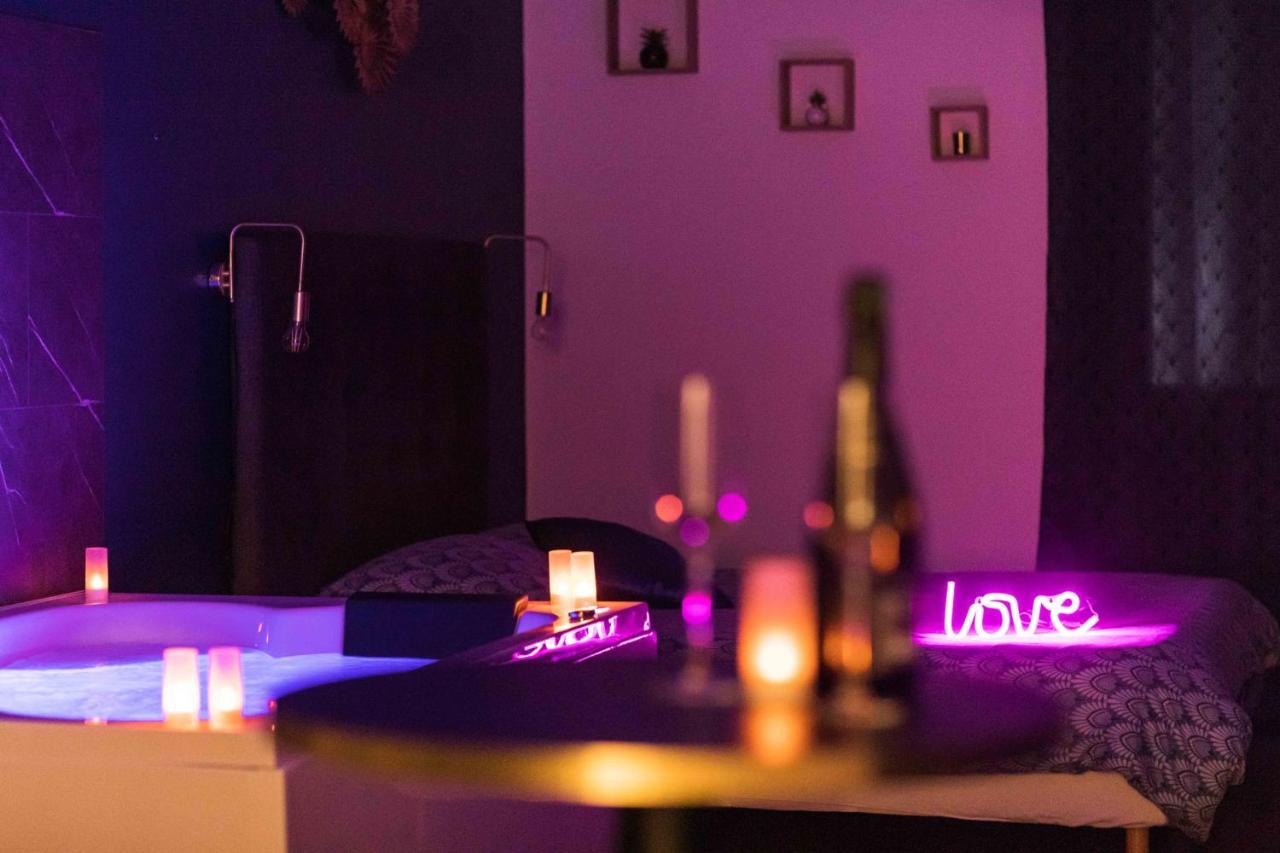 * Spa & Detente # Suite Privee # Tours # Netflix * Exterior foto